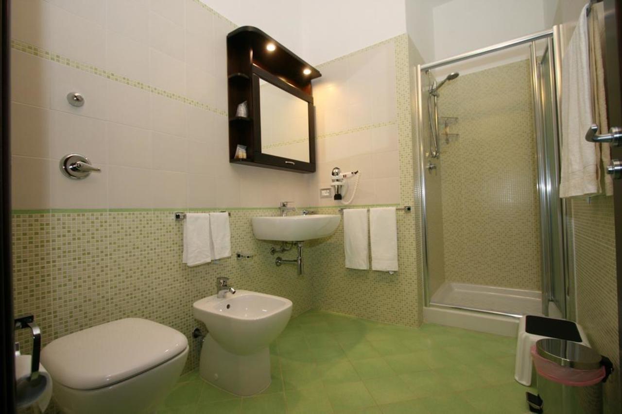 Baia Santa Margherita B&B Кастеллуццо Экстерьер фото