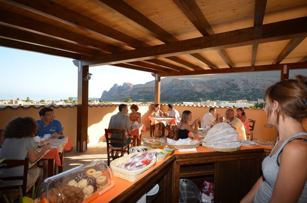 Baia Santa Margherita B&B Кастеллуццо Экстерьер фото